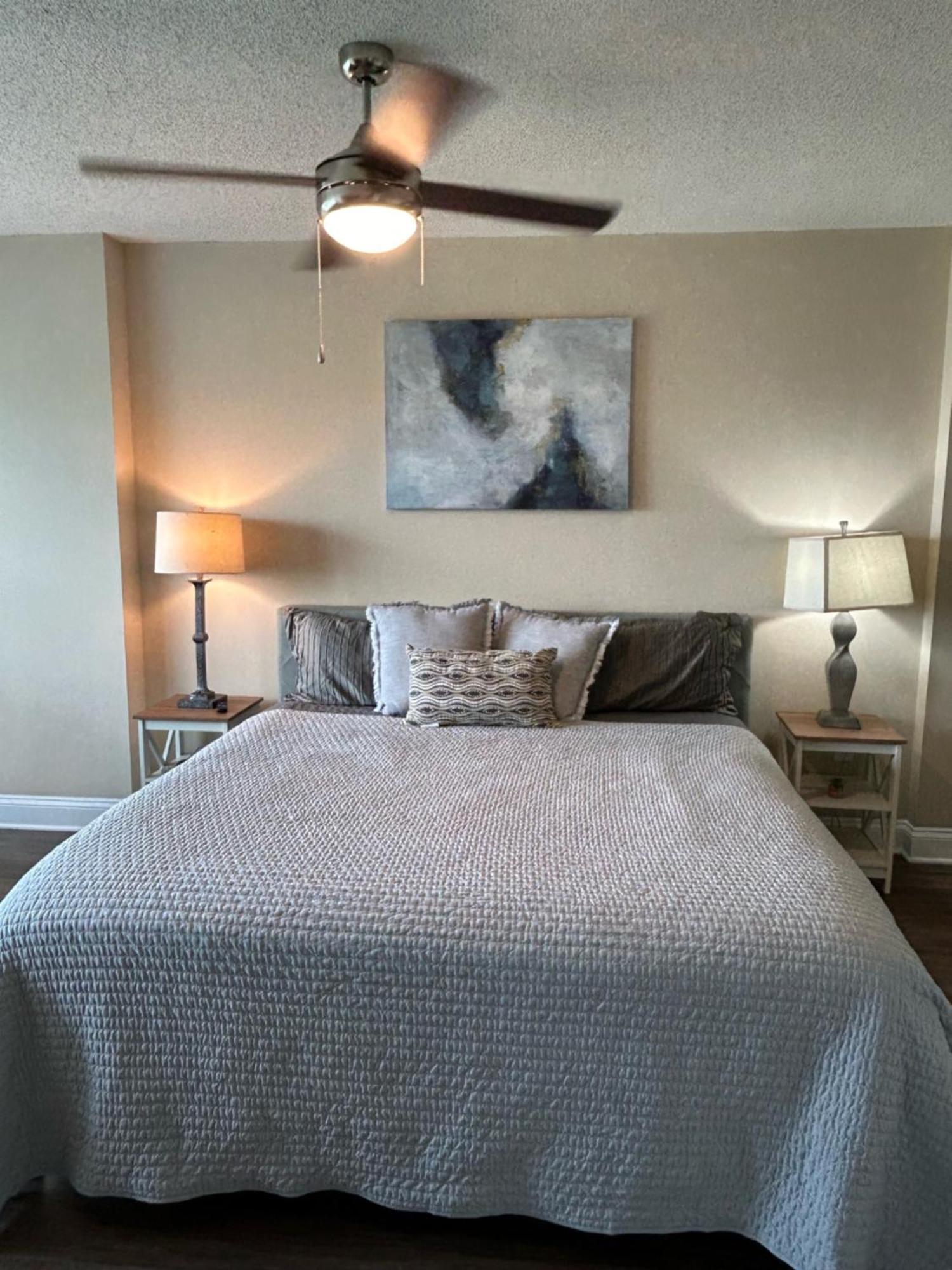 Spacious 2 Bedroom 2 Bathroom Apartment With Balcony In Uptown Charlotte! City Views & Free Parking! Zewnętrze zdjęcie