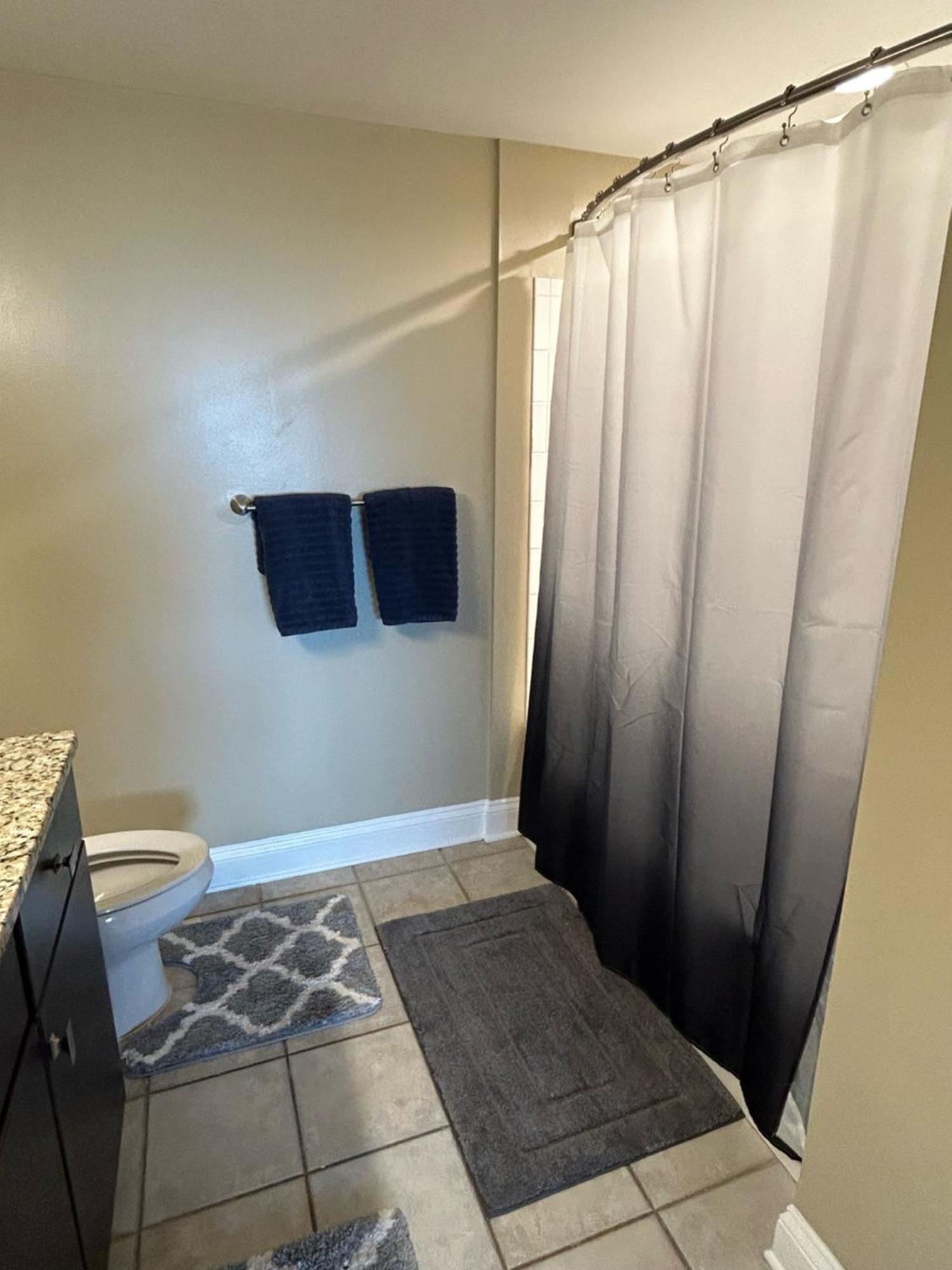 Spacious 2 Bedroom 2 Bathroom Apartment With Balcony In Uptown Charlotte! City Views & Free Parking! Zewnętrze zdjęcie